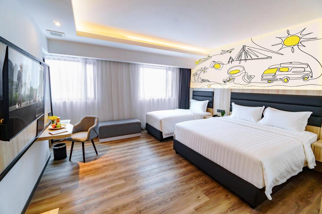 Yello Harbour Bay Hotel 3*